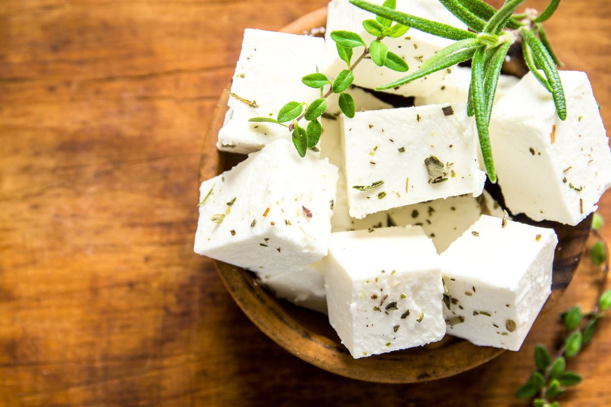 Deux marques de feta à éviter en supermarché selon un test de consommateurs